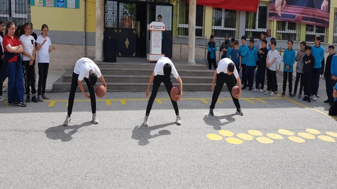 19 Mayıs Atatürk'ü Anma Gençlik ve Spor Bayramı kutlu olsun 